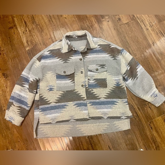Women's Tribal Aztec Western Shacket Jacket - Picture 2 of 8